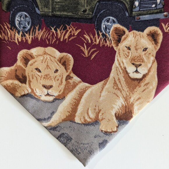 Vintage Land Rover Silk Tie - Made in USA - Picture 4 of 8